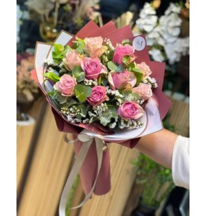 10 Pembe Güllü Buket